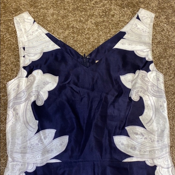 Banana Republic Shift Dress - Picture 2 of 7